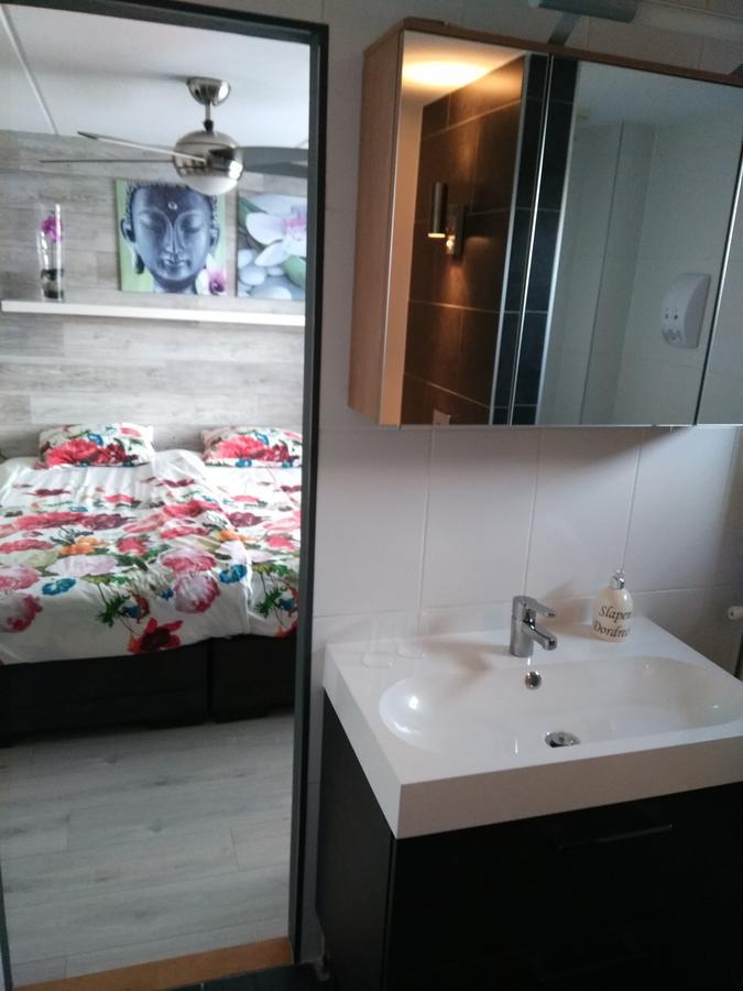 Slapen In Dordrecht Exterior foto